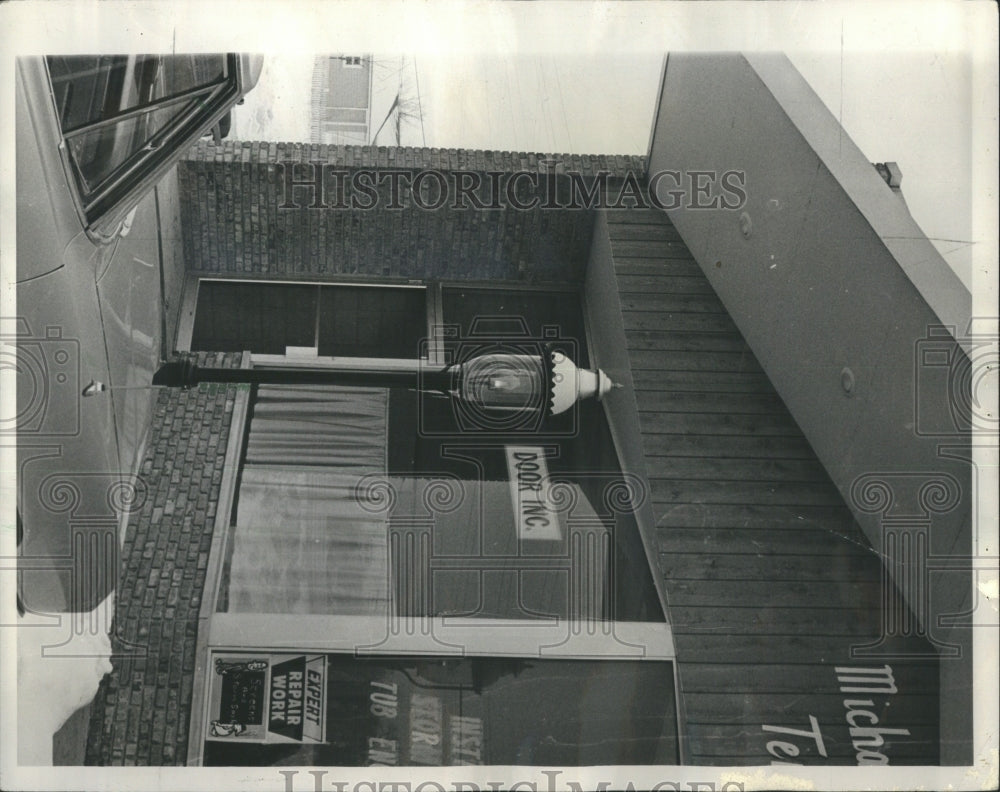 1966 Door Inc. Press Photo