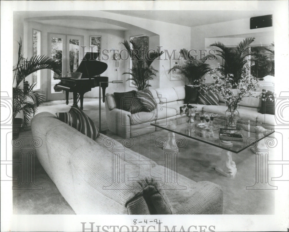 1991 Press Photo Grand Piano