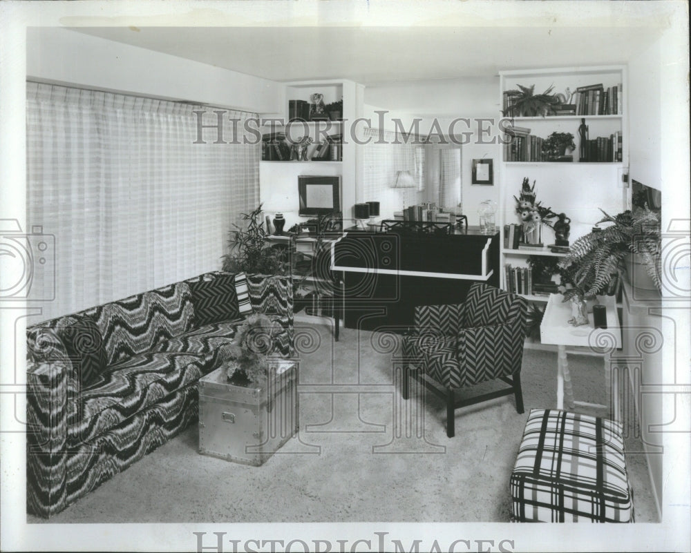 Press Photo A living room Sitting Room Sofa