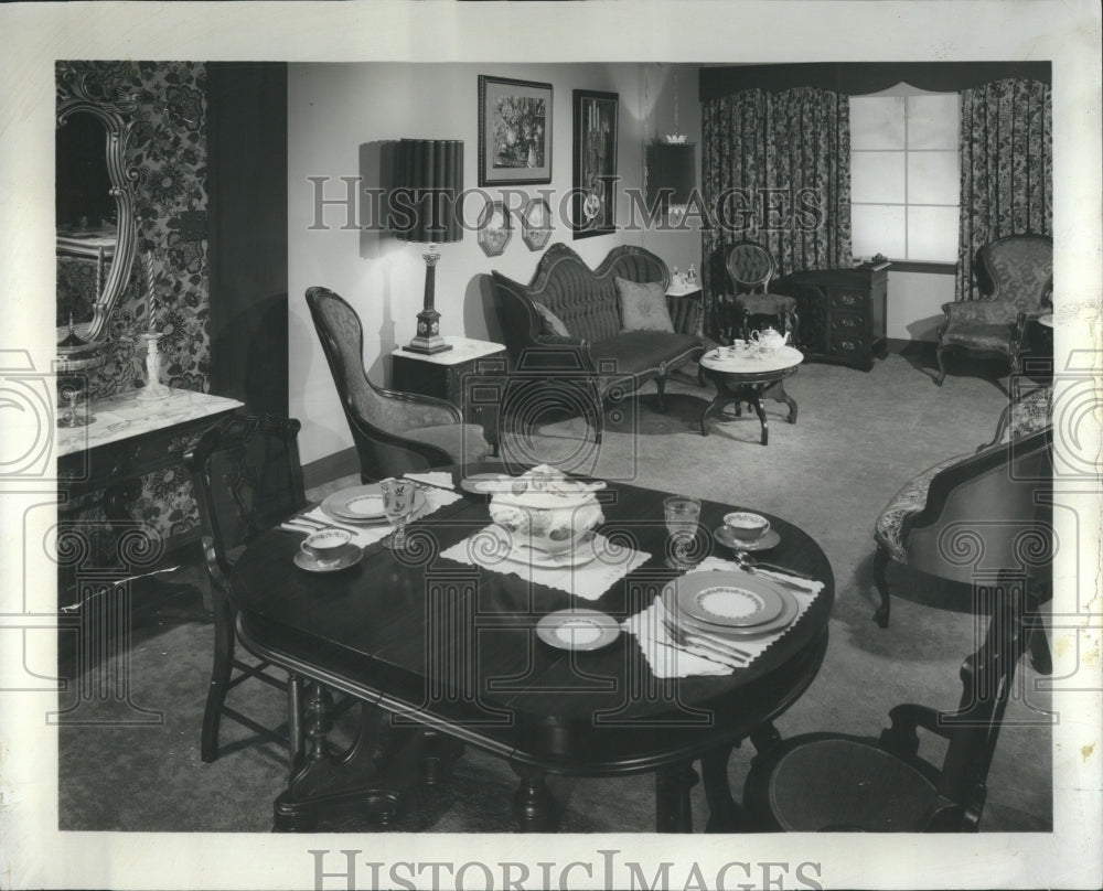 1967 Press Photo Living Room Designe Victorian conventi