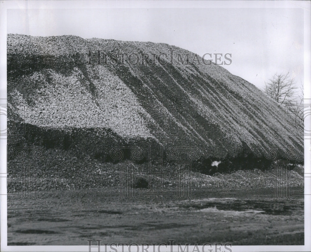 1951 Press Photo Express Highway Telegraph Road Slag