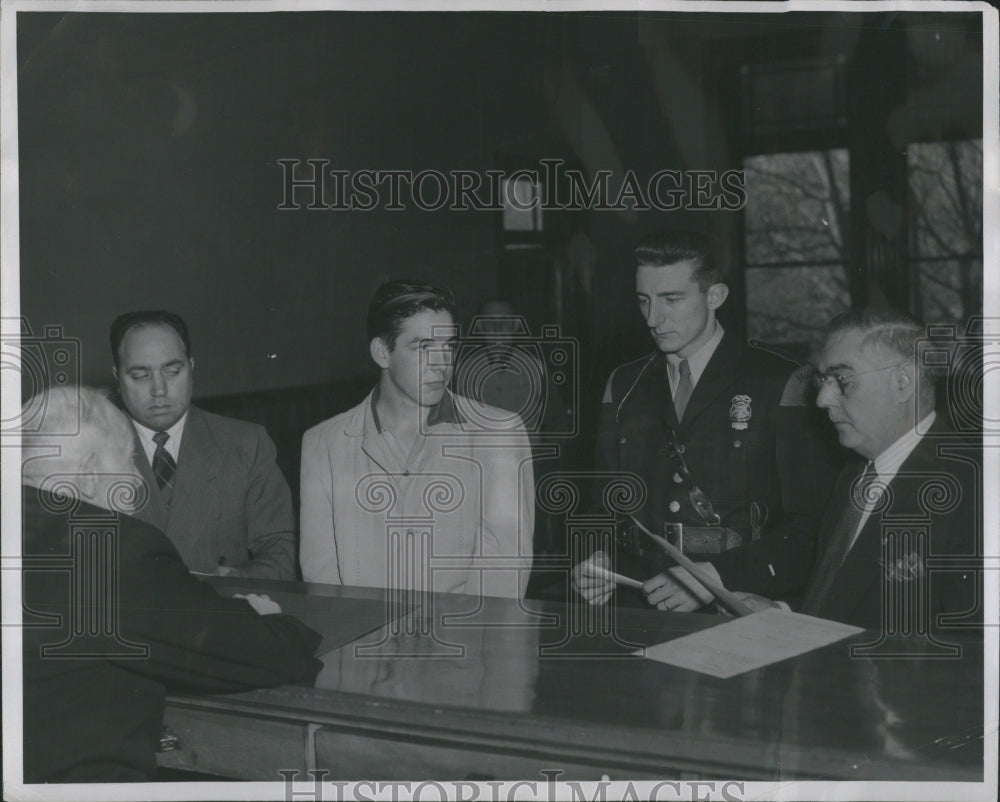 1953 Press Photo Beoks judge Herbert Allan smith