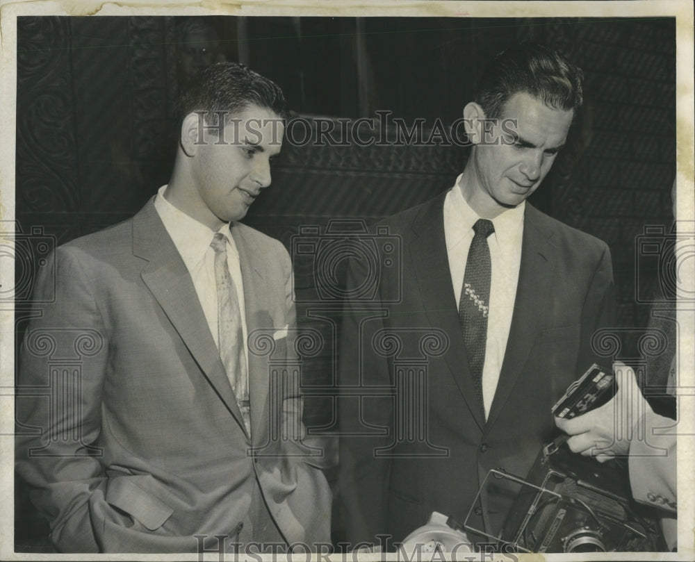 1955 Press Photo Nathan Wolfson Saul Wolfson