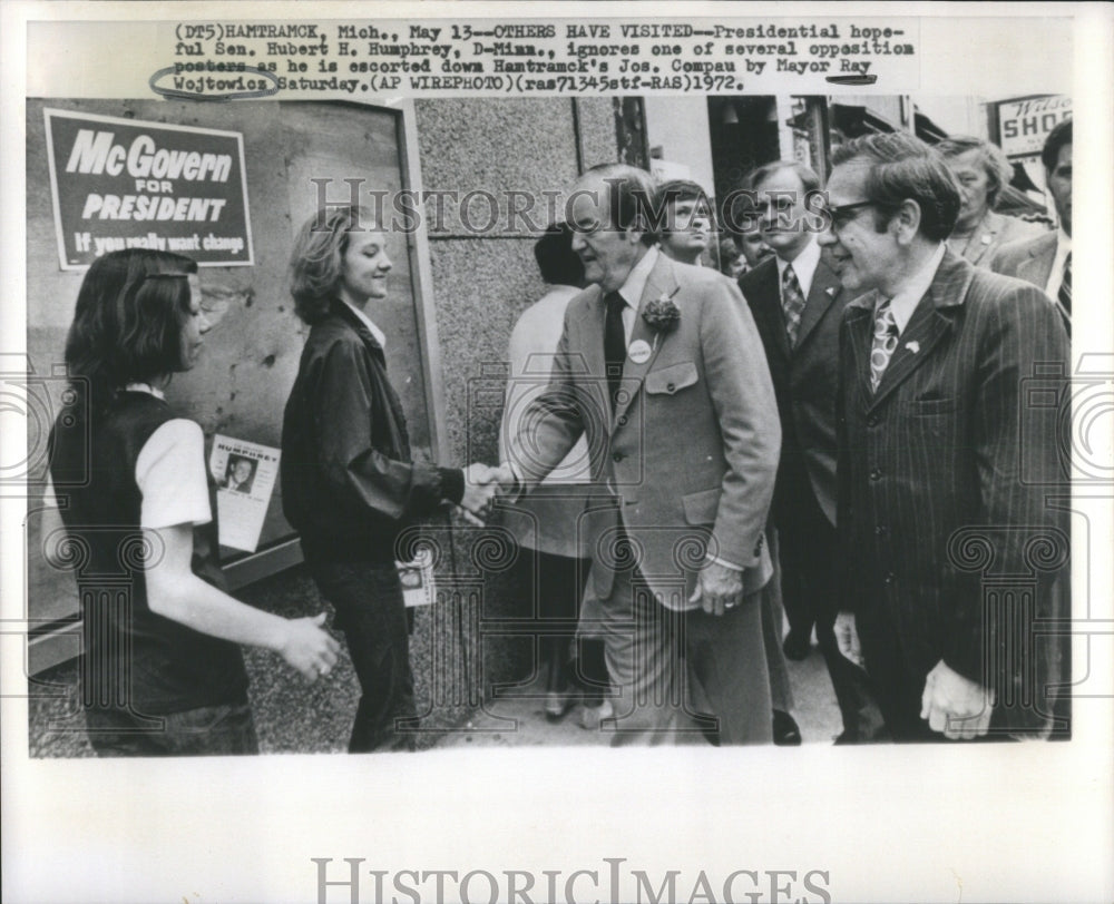 1972 Press Photo Presidential Hopeful Senator Humphrey