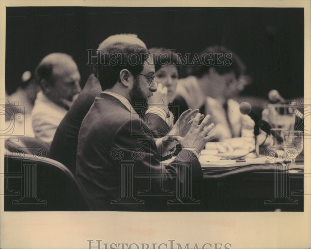 1993 Press Photo ACLU Attorney Wolf Federal Building