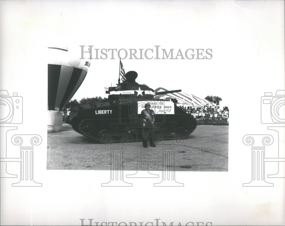 1992 Press Photo Al Dittrch Gen Olds GMC Truck Al Sam