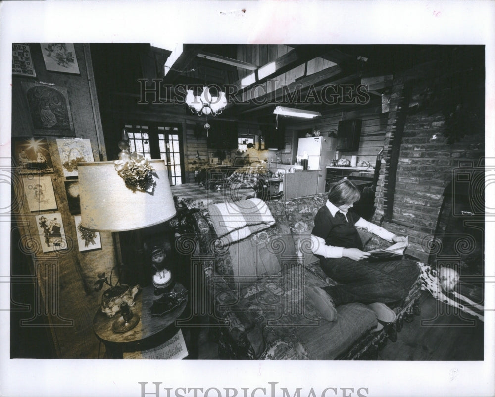 1978 Press Photo Four Children Living Room DiningRoom