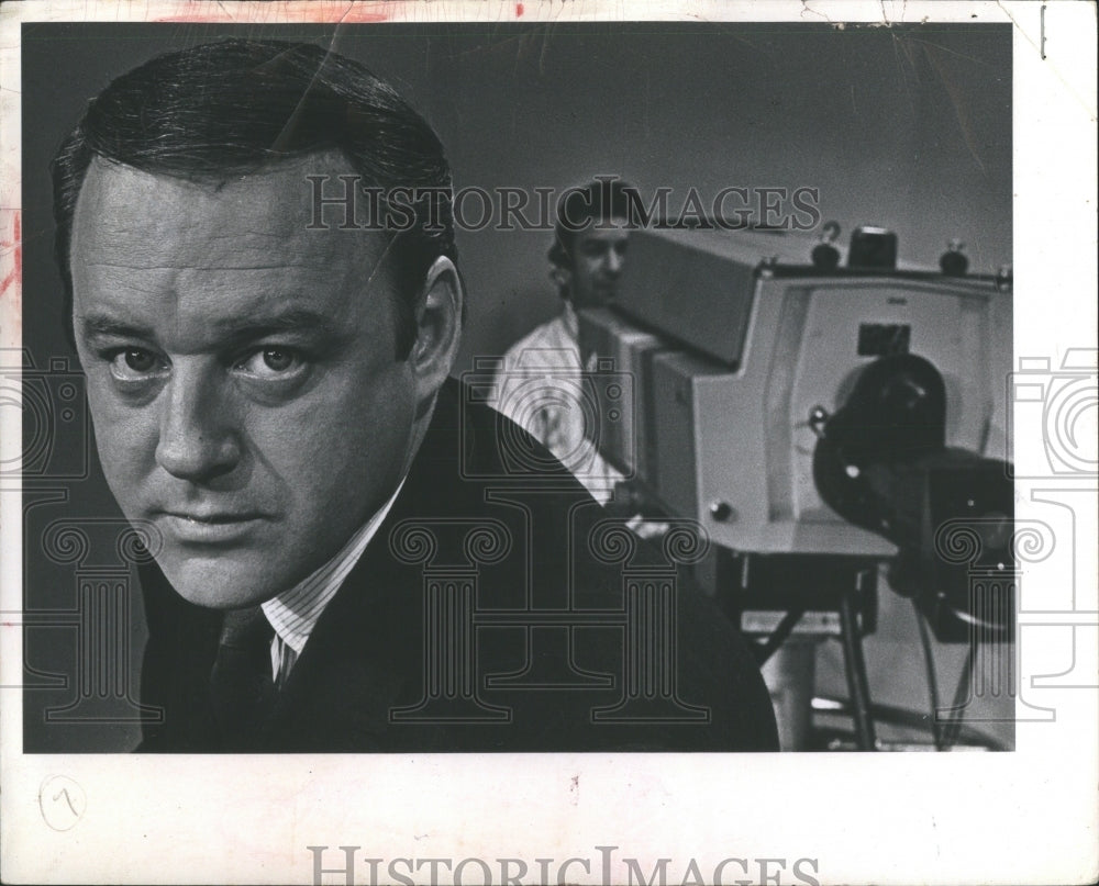 1968 Press Photo Reporter/Anchorman Bill Bonds