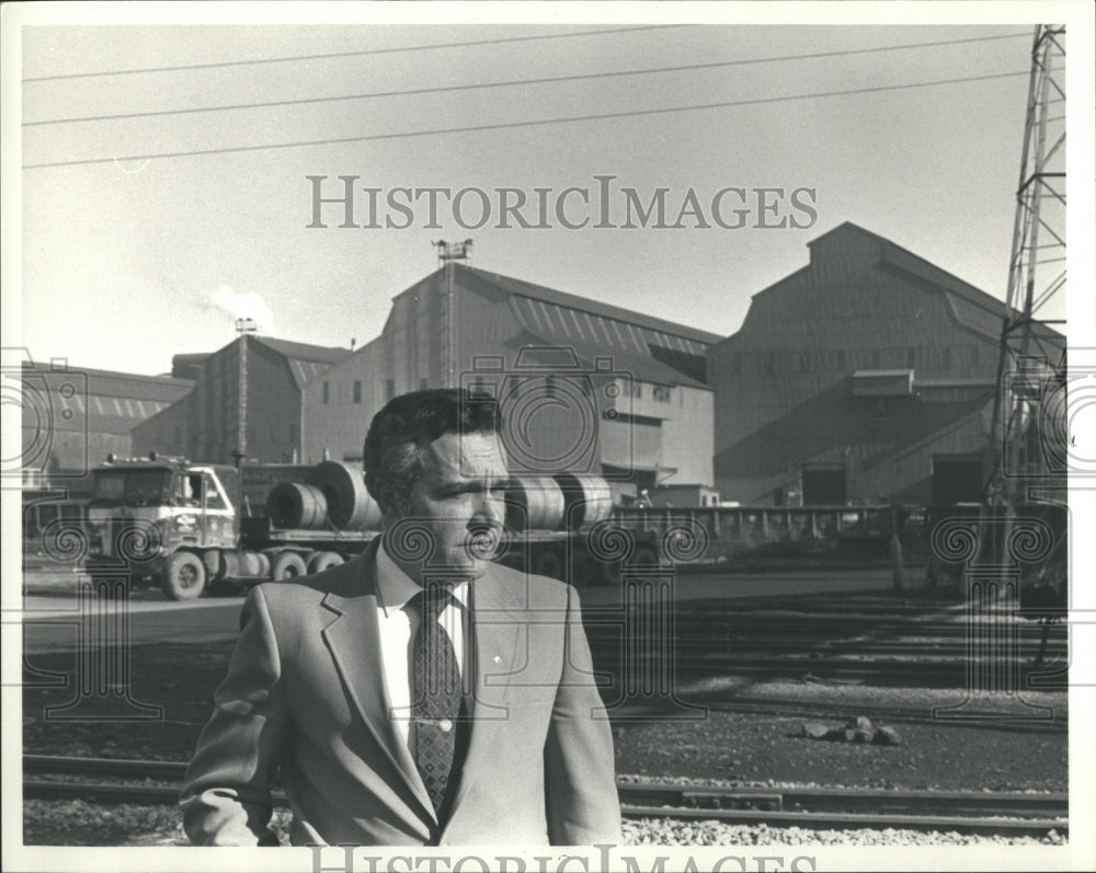 1984 Press Photo Ray Bonds President US Steel Workers