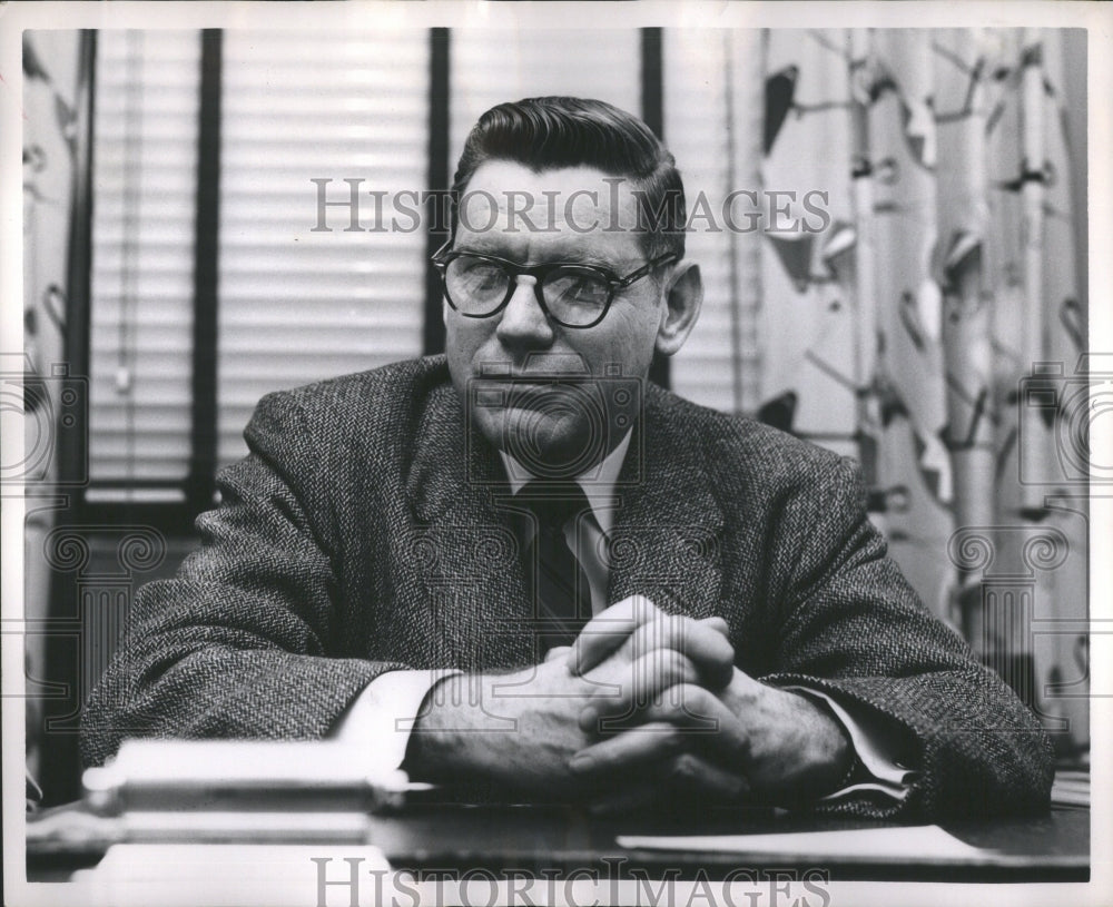 1955 Press Photo Theodore R Bohn Judge Room Table