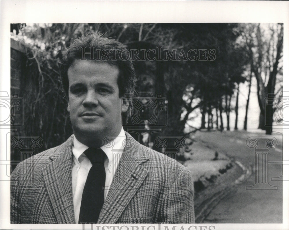 1984 Press Photo Benson Ford jr Consumed Henrry Ford II