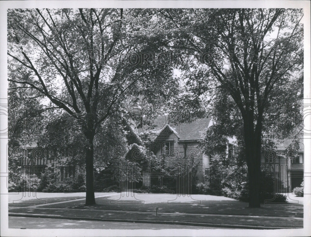 1958 Press Photo Benson Farb Home