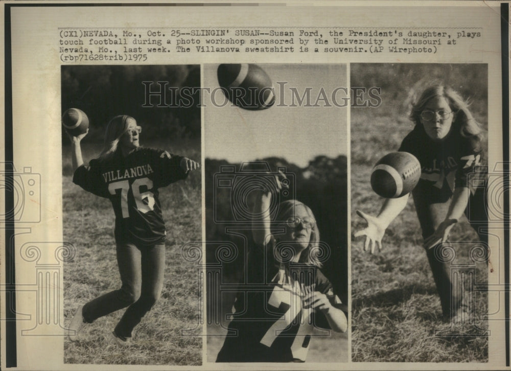 1975 Press Photo Slingin Susan Ford Football Workshop