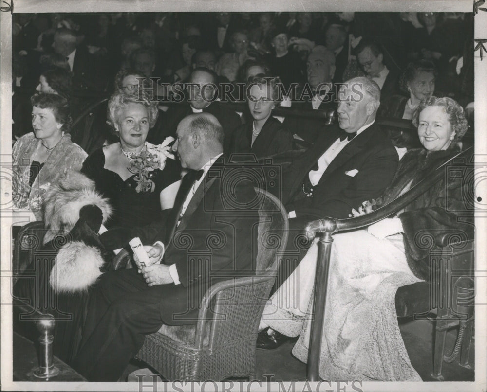 1951 Press Photo Mrs John B.Ford Officials Event Charle