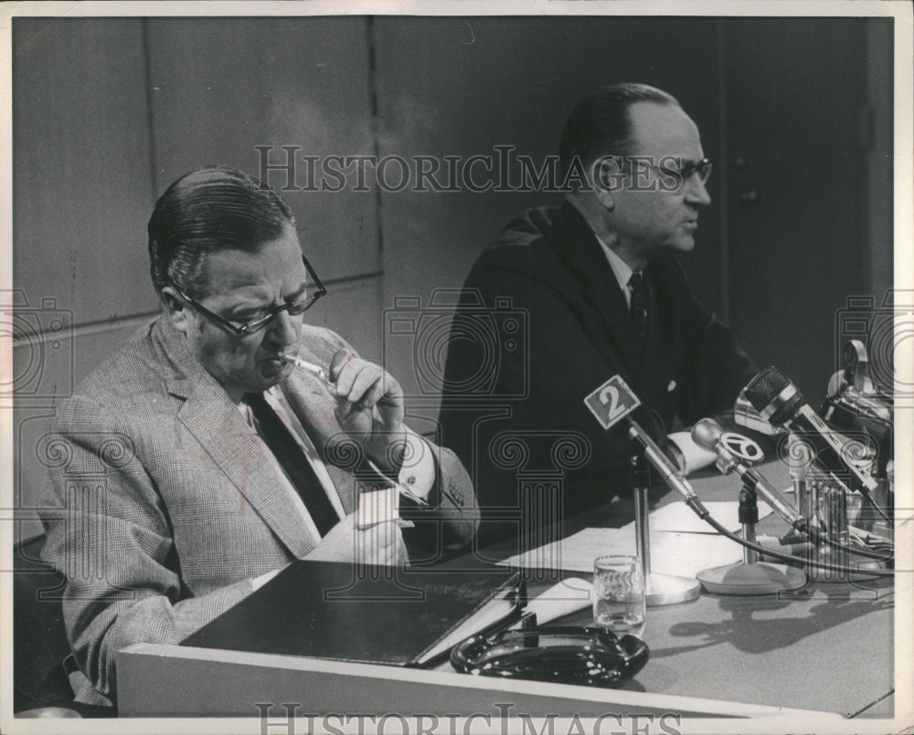 1964 Press Photo Ajax Miller and Henry Ford Jr Meeting