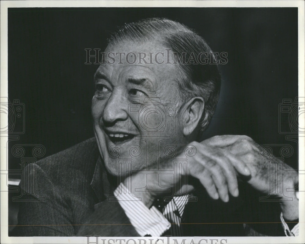 1981 Press Photo Henry Ford II Arrives With A Smile