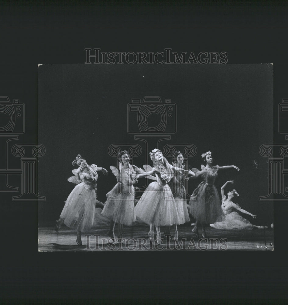 Press Photo Ballet Music Italian Renaissance Proscenium