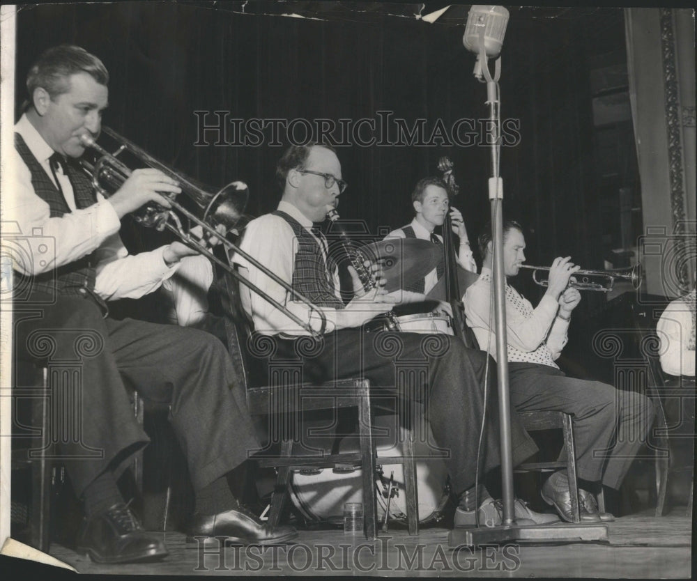 1956 Press Photo Music Chicago&#39;s Mandel Hall University