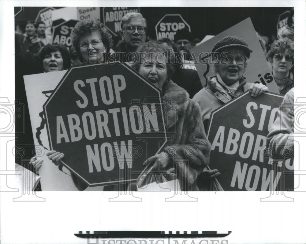 1996 Press Photo Abortion Biamarck Lllions