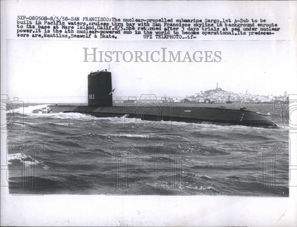 1958 Press Photo Nuclear Submarine Pacific Waters