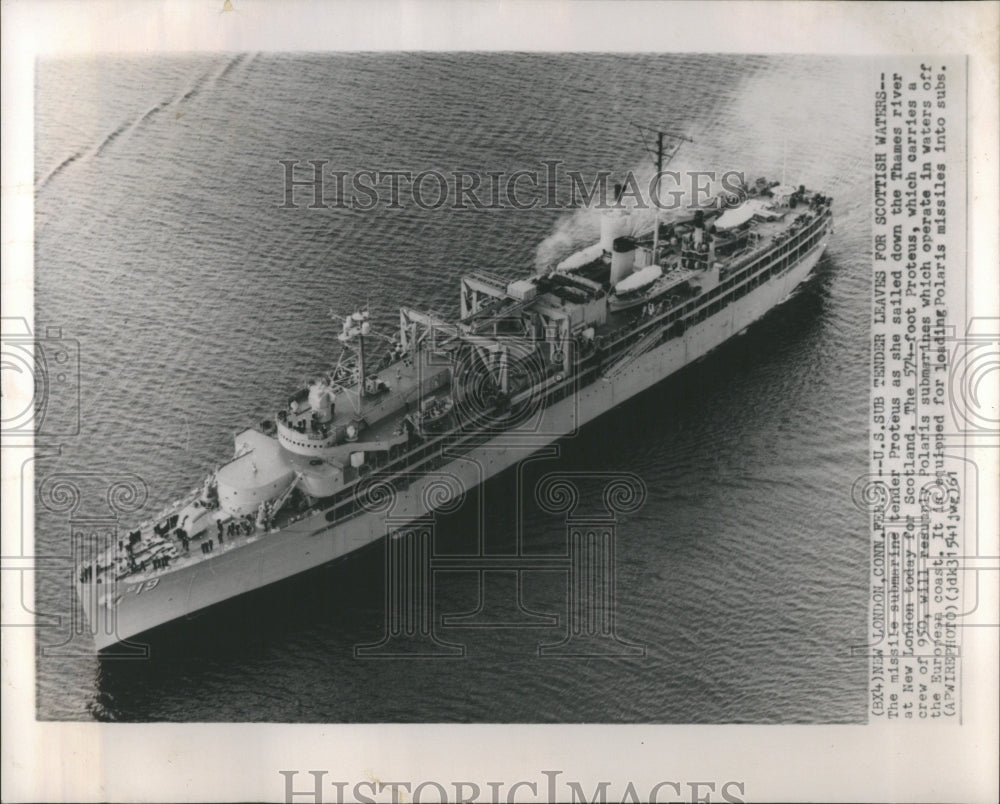 1961 Press Photo Submarine Tender leaves for Scotland