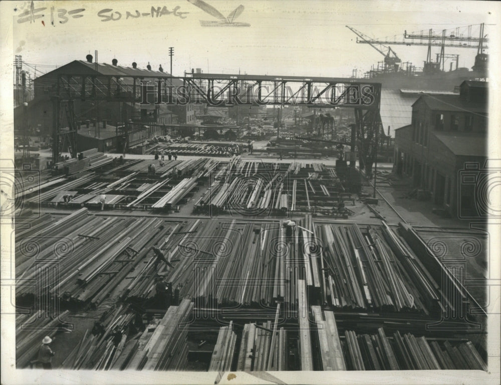 1940 Press Photo Iron &amp; Steel Girders for Ships Newport