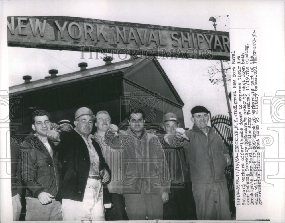 1964 Press Photo Workers New York Naval Ship Yard