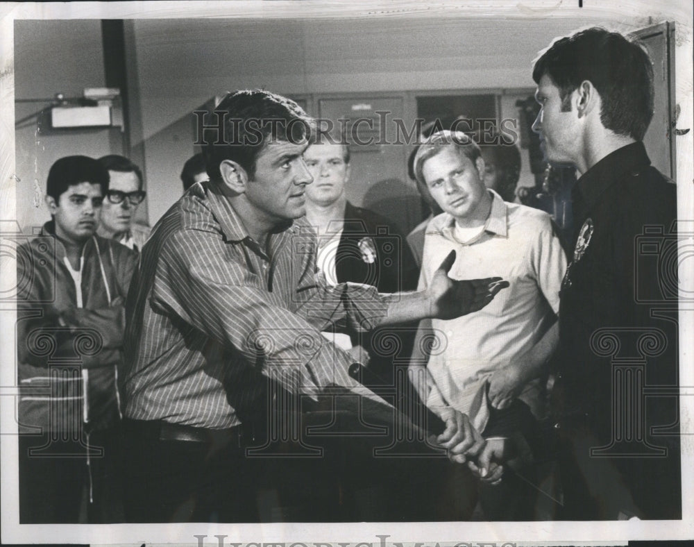 1973 Press Photo Quinn and Kent in Barge Heavy.