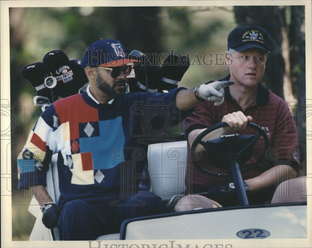 1994 Press Photo Decroit Mayor Dennie Archer Golf Club