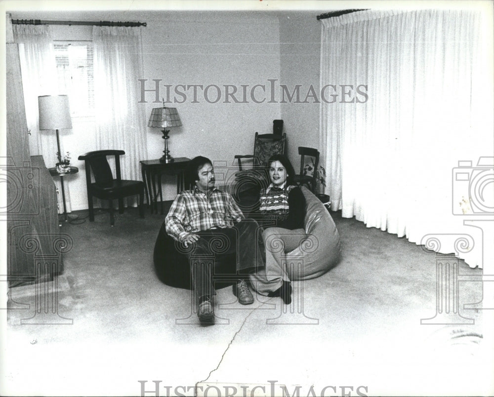 1980 Press Photo Flate Home Shirley