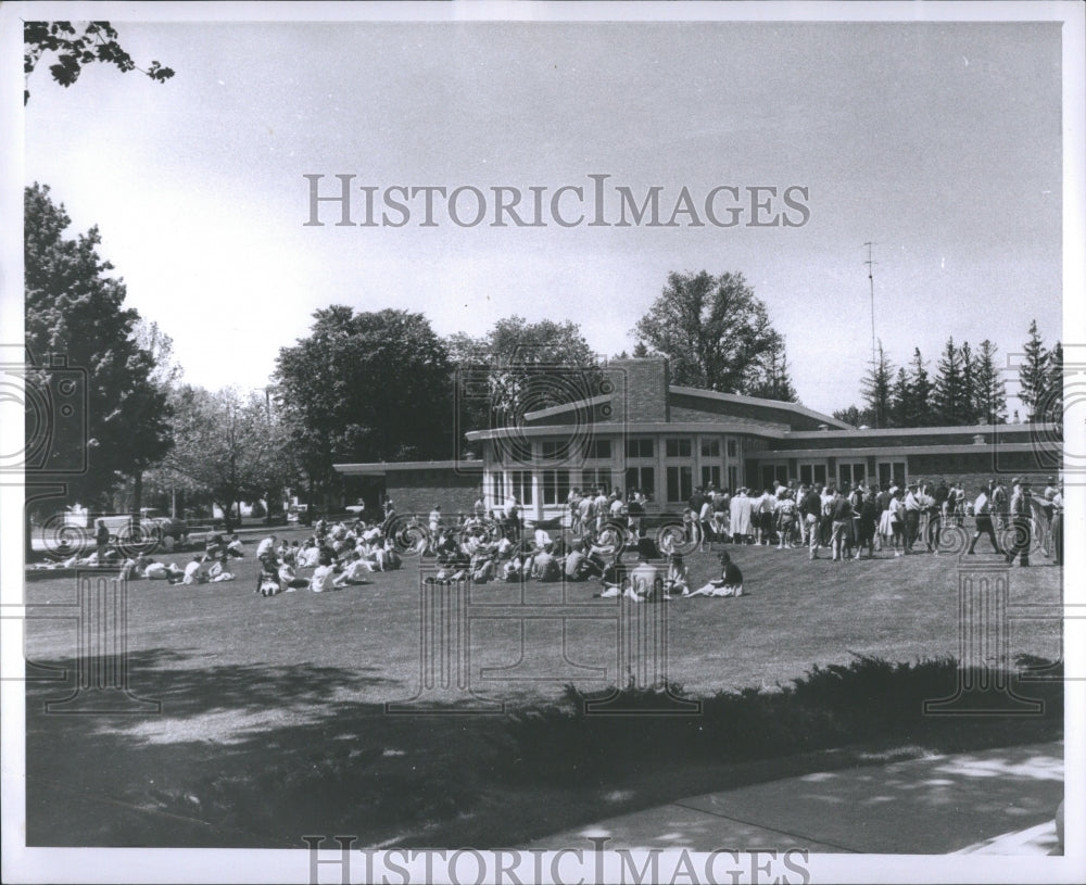 1958 Press Photo Van Deusen Commons