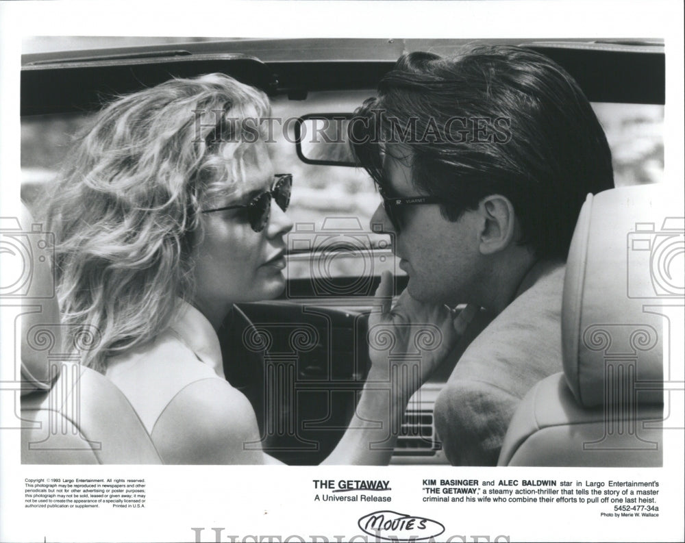 1996 Press Photo A romantic scene in &quot;The Getaway&quot;