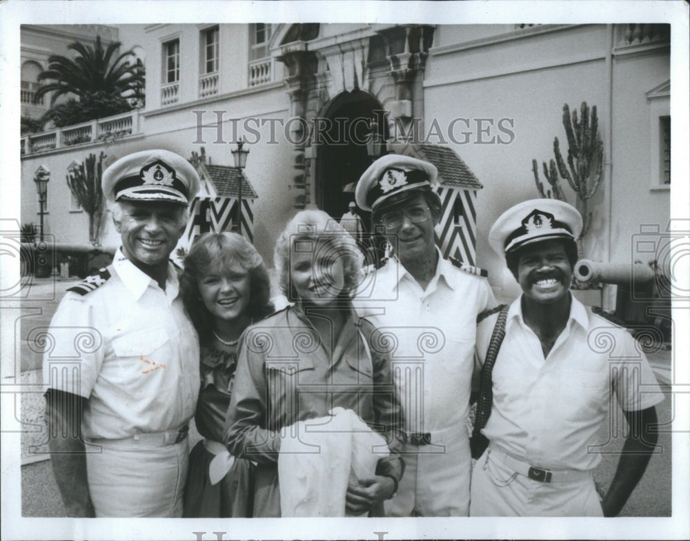 1984 Press Photo Gavin MacLeod Actor Love Boat Program