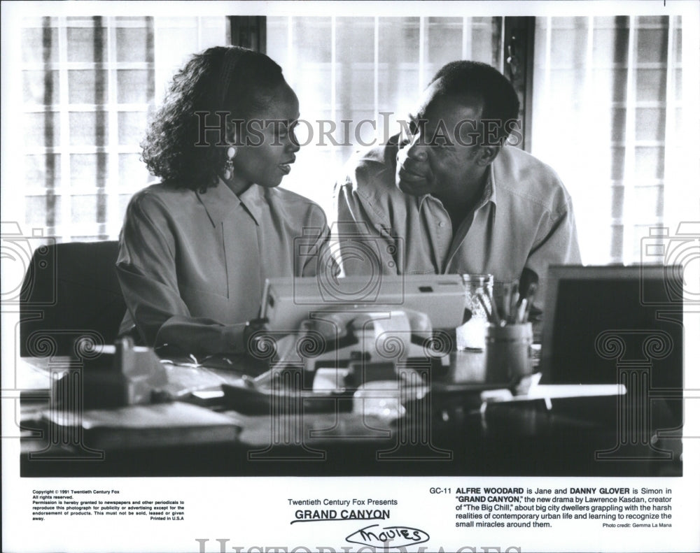 Press Photo Alfre Woodard Danny Glover Grand Canyon