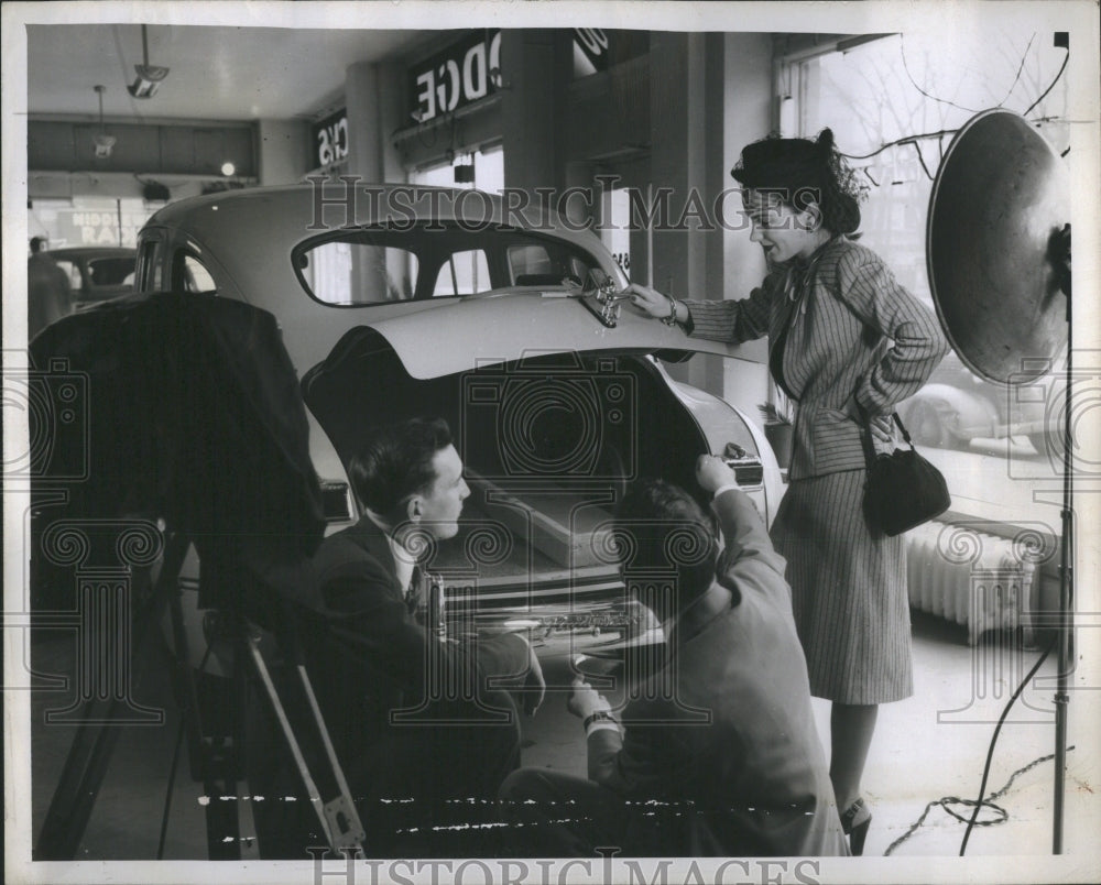 1946 Press Photo Learning GIs Rudiments Electronics Edu