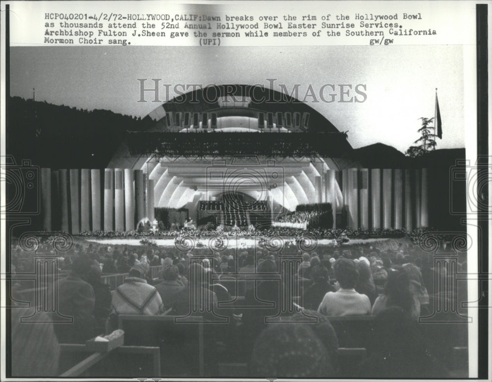 1972 Press Photo Dawn Breaks Hollywood Bowl Easter