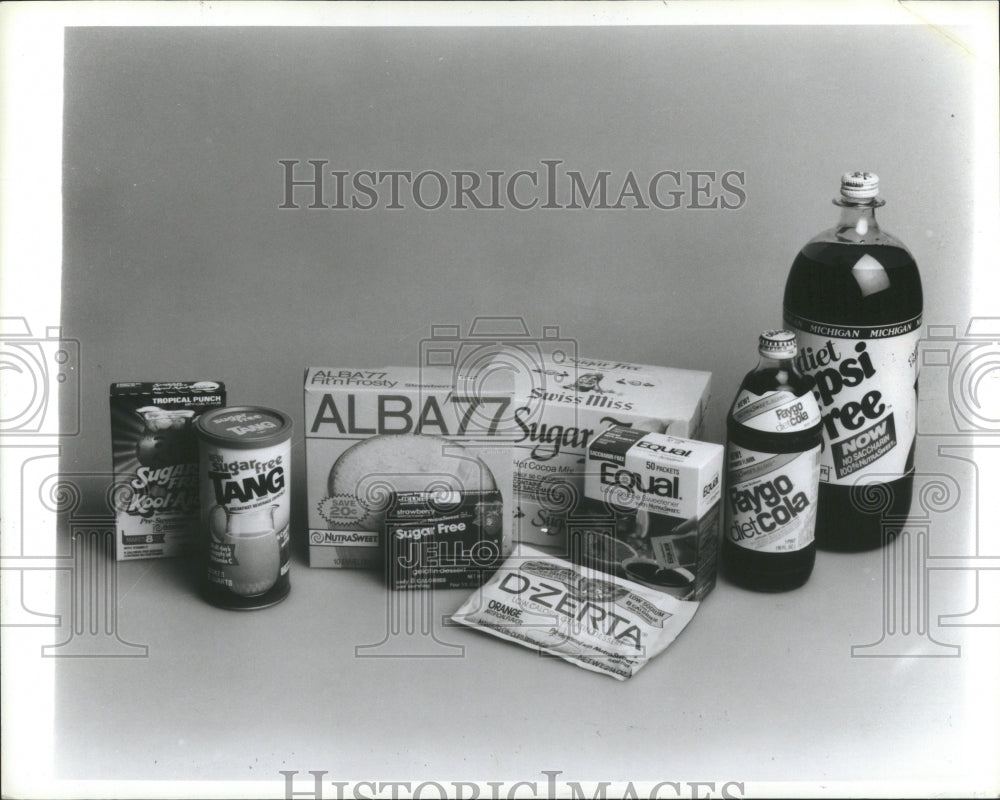 1985 Press Photo Nutra Sweet Masck Food Items D Zerta