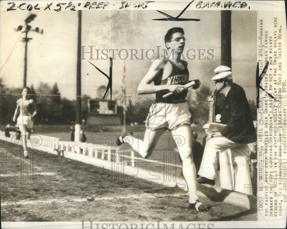 1938 Press Photo Charles Fenske Drake Track Running