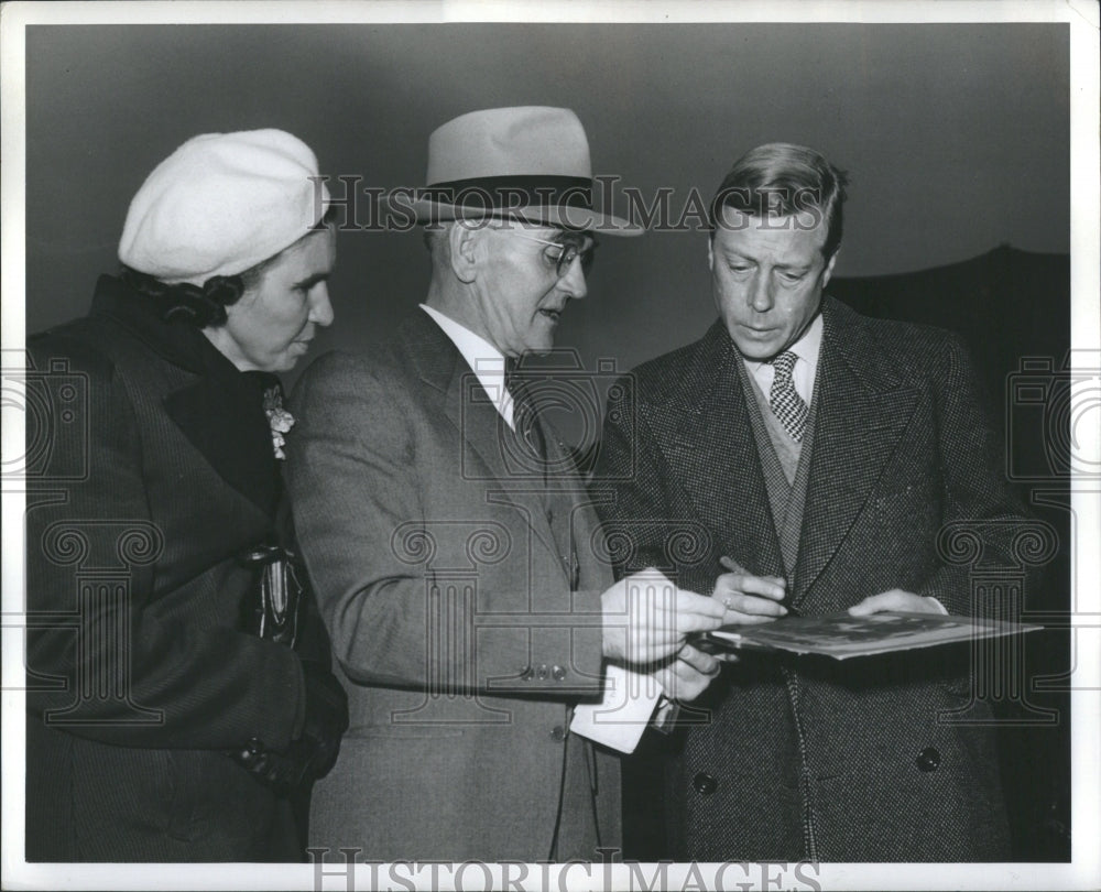 1941 Press Photo Duke of Windsor in Detroit