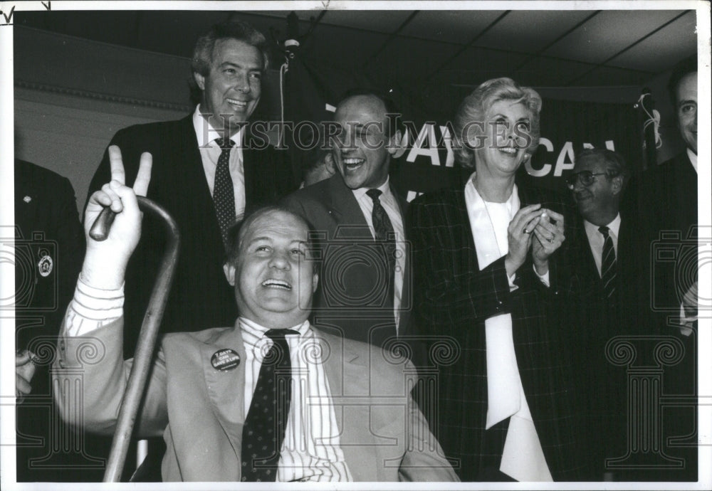 1992 Press Photo James Brady Victory Singn Brady Bill