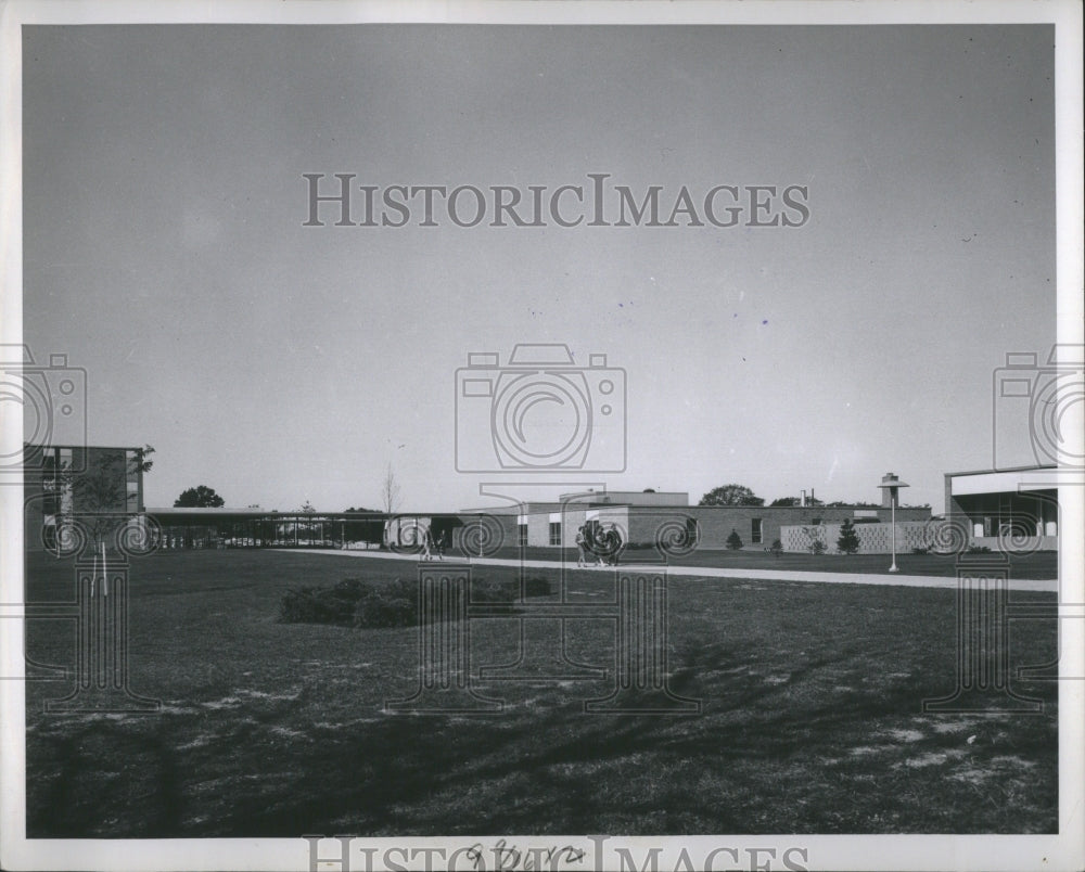 1961 Press Photo Oakland University John A Hannah 1500