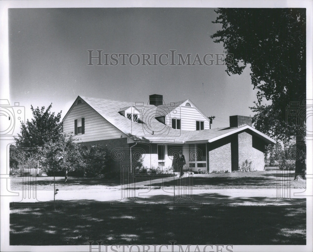 1961 Press Photo Varners Home MSU Branches Okaland