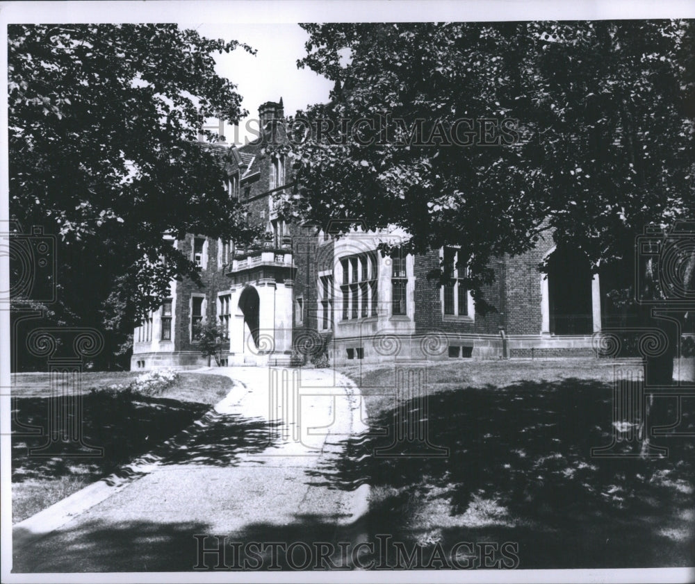 1964 Press Photo Palmer Woods Bishop Darden Home 1880