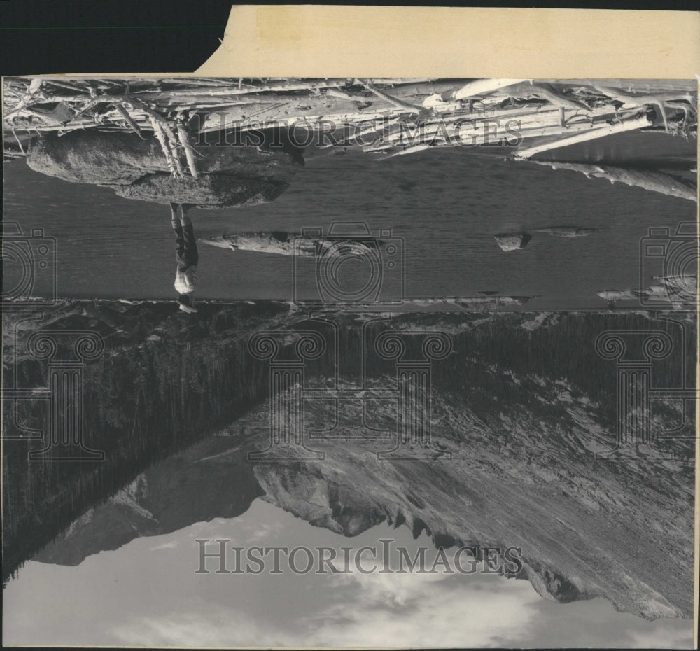 1940 Press Photo Mountain Hill Surrounding Peak Form