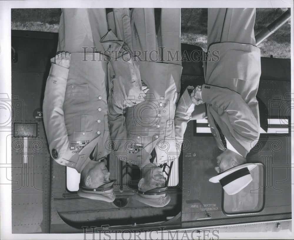 1952 Press Photo CJ Ressese, Gen. John Hull and Maj. Ge