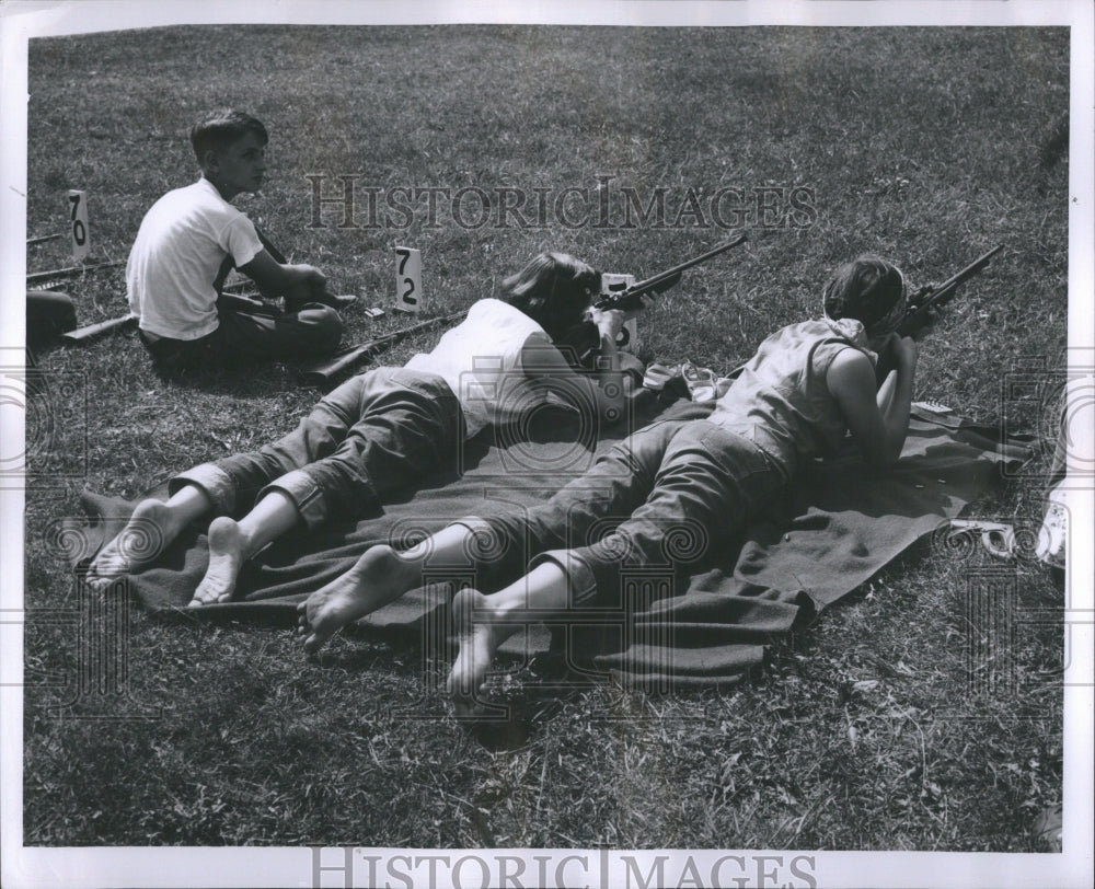 1955 Press Photo Shooting Schools