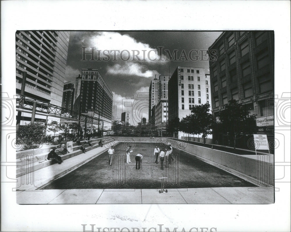 1982 Press Photo Washington Blvd Croquet Green Detroit