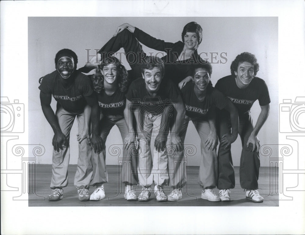 1979 Press Photo Detroupe Digs Darcy Dean Midnights