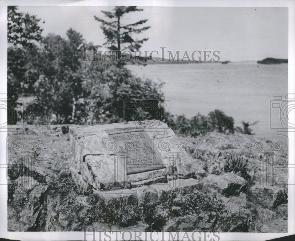 1954 Press Photo Albert Stoll Jr Memorial Nature