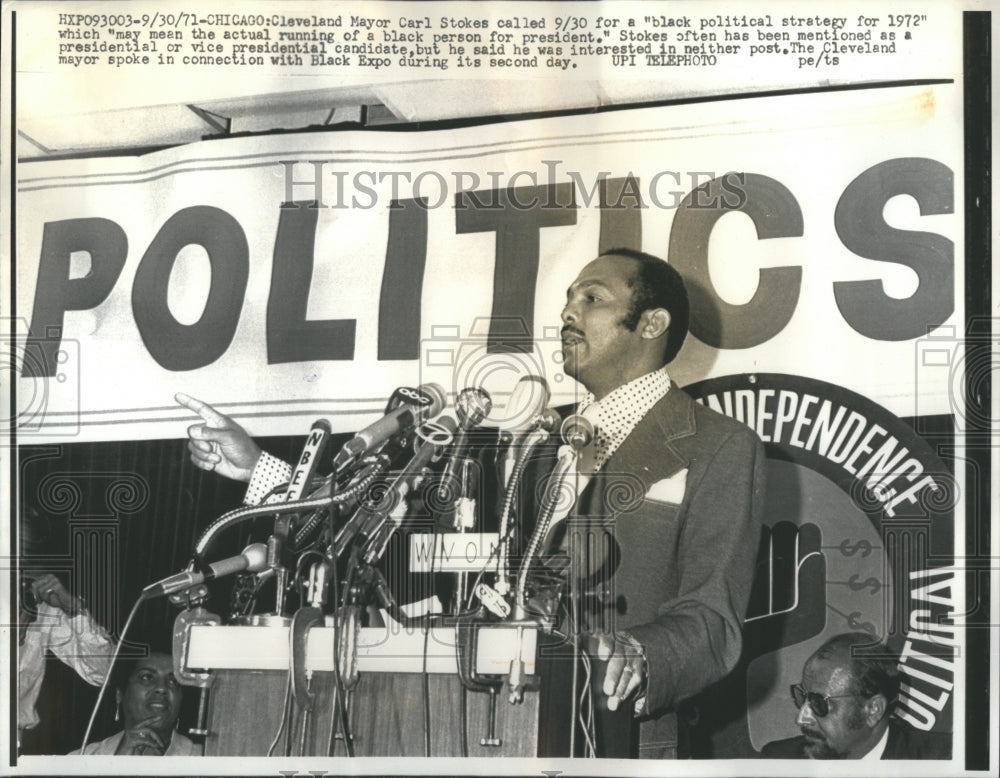 1971 Press Photo Cleveland Mayor Carl Stokes